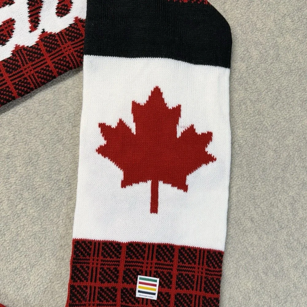 Hudson's Bay Team Canada Olympic Knit Scarf Red Maple Leaf Official Outfitter